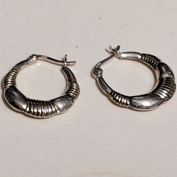 Taxco 27g Sterling Clamper Bypass Bracelet w Brass Detail. Optional 3/4" Hoops - Picture 13 of 14